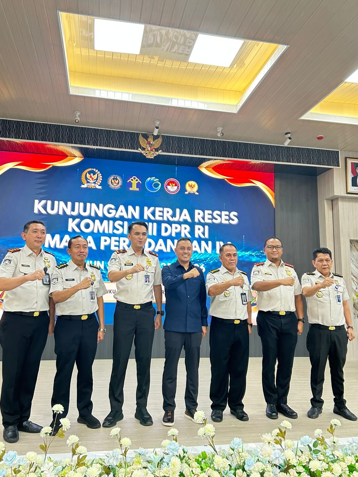 Kantor Imigrasi Ternate Ikuti Rapat Dengar Pendapat Dan Terima Kunjungan Kerja Reses Komisi XIII DPR RI